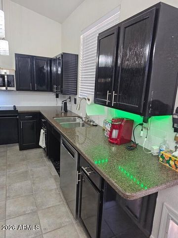 8927 E CARLTON Avenue, Mesa, AZ 85208