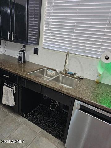 8927 E CARLTON Avenue, Mesa, AZ 85208