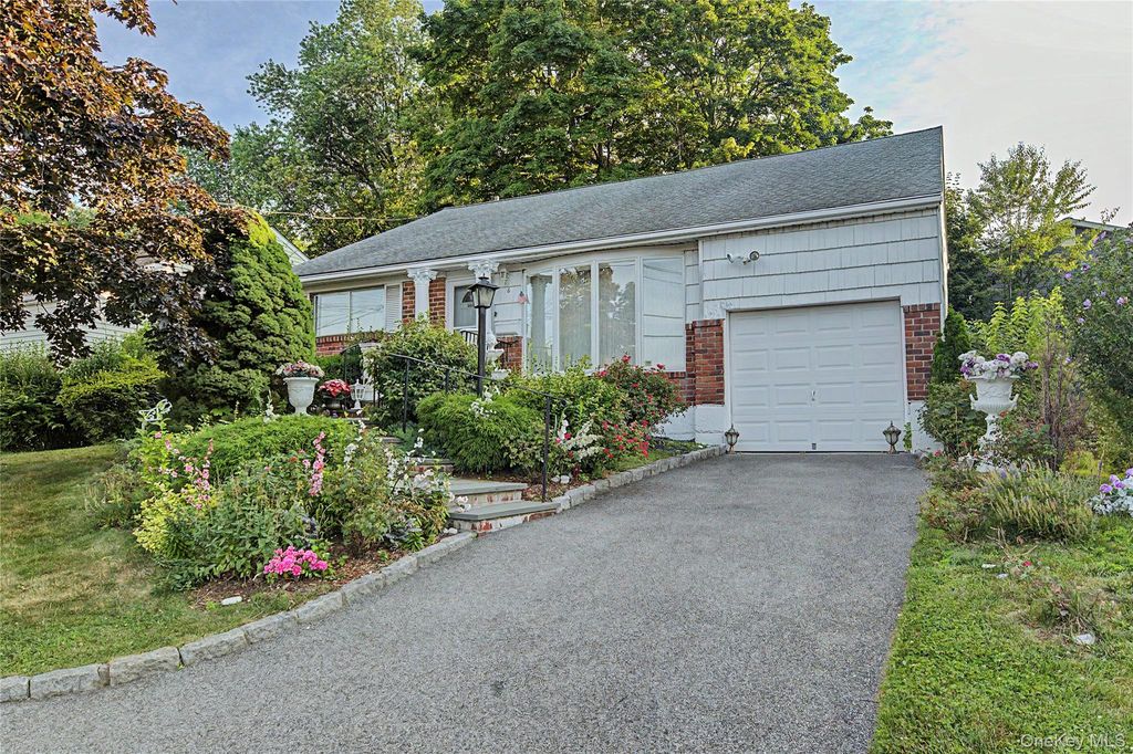 6 Westwind Road, Yonkers, NY 10710