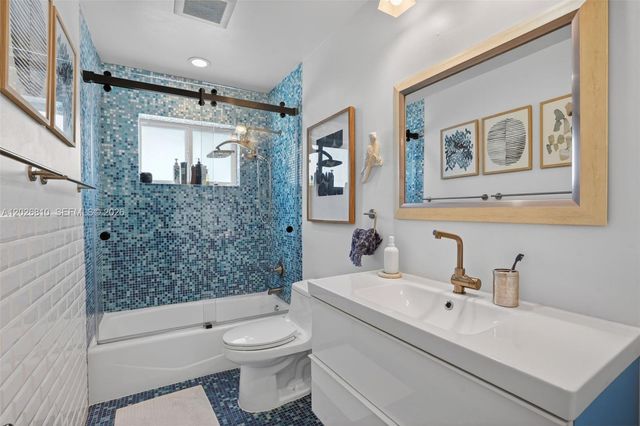 12420 SW 69th Ave, Pinecrest, FL 33156
