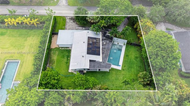 12420 SW 69th Ave, Pinecrest, FL 33156