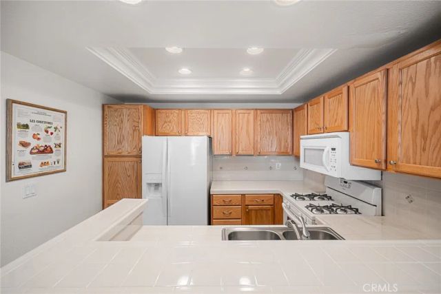 4240 Lost Hills 605, Calabasas, CA 91301