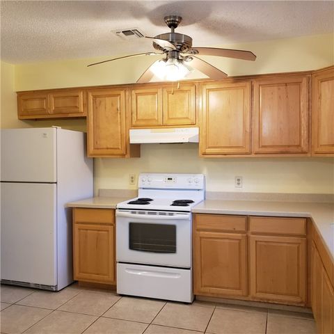 822 Saint Phillip Ct, Corpus Christi, TX 78418