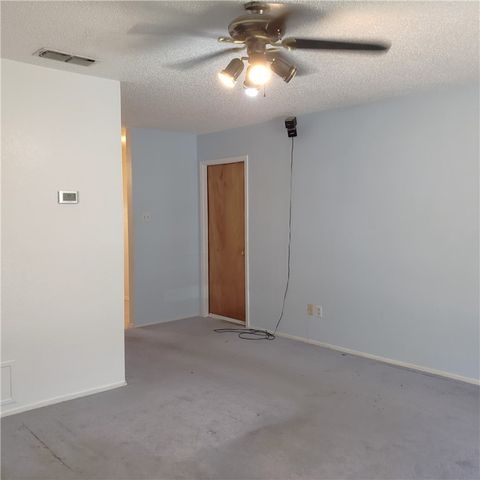 822 Saint Phillip Ct, Corpus Christi, TX 78418