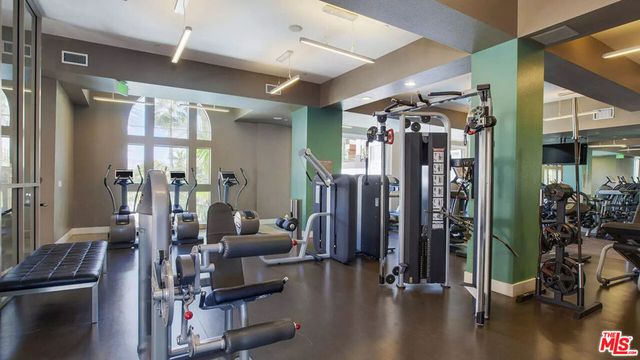 6240 W 3rd Street 1-206, Los Angeles, CA 90036