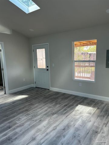 6029 Capitol Dr, Gulf Breeze, FL 32563