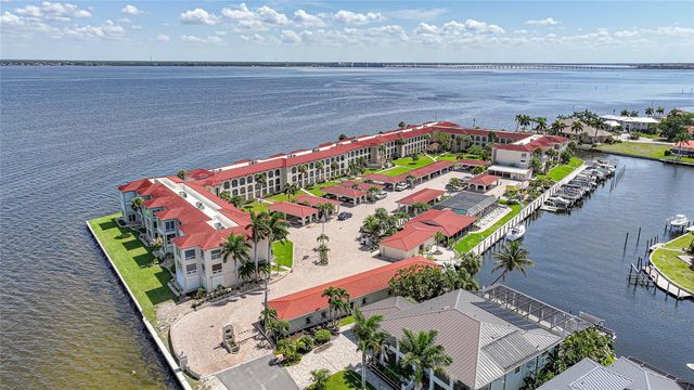 1 COLONY POINT DRIVE A10, Punta Gorda, FL 33950
