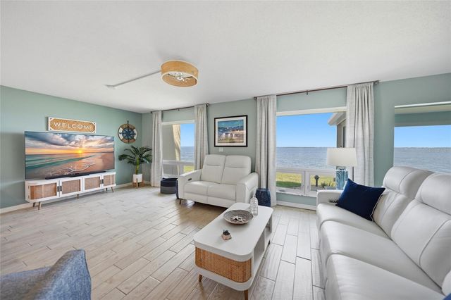 1 COLONY POINT DRIVE A10, Punta Gorda, FL 33950