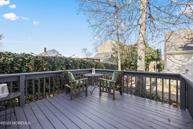 28 Florence Avenue, Leonardo, NJ 07737