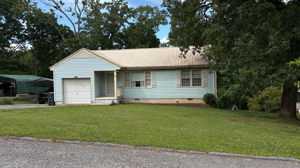 1270 Johnston Terrace, Chattanooga, TN 37415