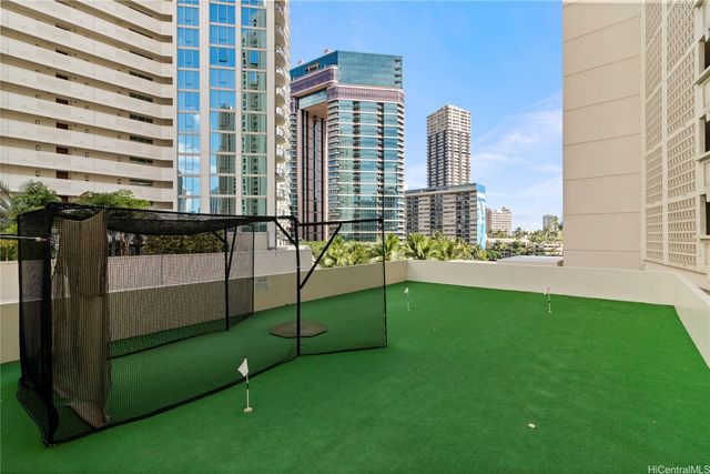 469 Ena Road 1511, Honolulu, HI 96815