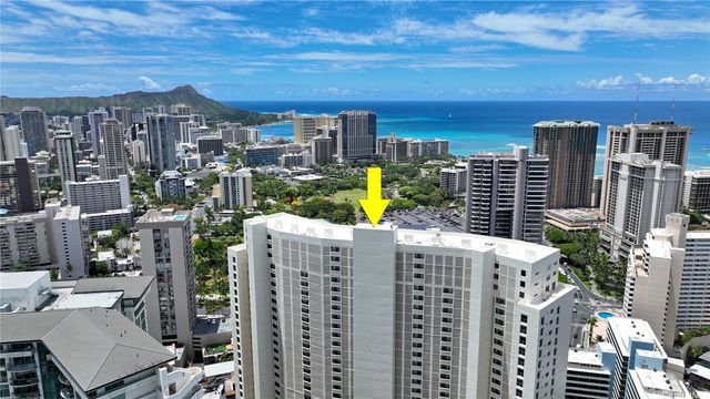 469 Ena Road 1511, Honolulu, HI 96815