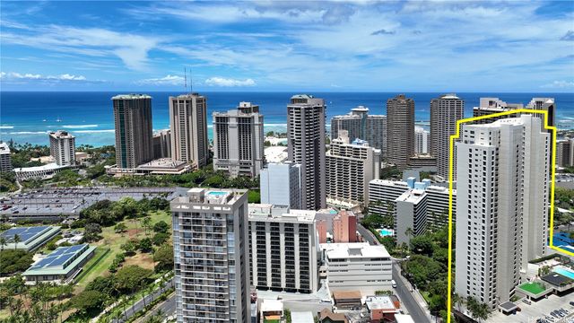 469 Ena Road 1511, Honolulu, HI 96815