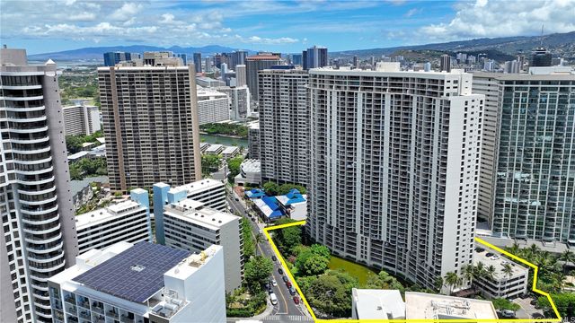 469 Ena Road 1511, Honolulu, HI 96815