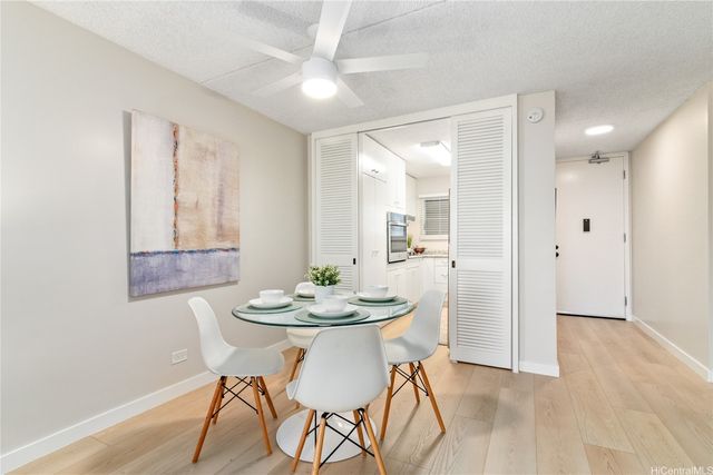 469 Ena Road 1511, Honolulu, HI 96815