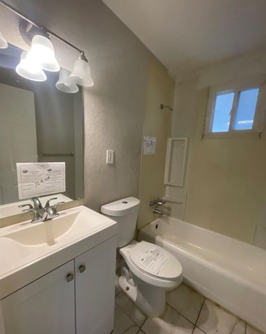 6015 Gay Way, North Highlands, CA 95660