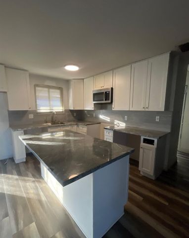 6015 Gay Way, North Highlands, CA 95660