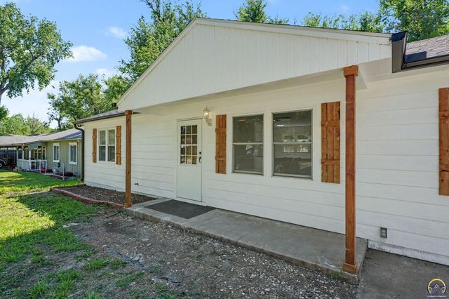 3466 SW Clare AVE, Topeka, KS 66611