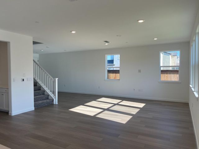 8512 Cottonseed Way, Elk Grove, CA 95624