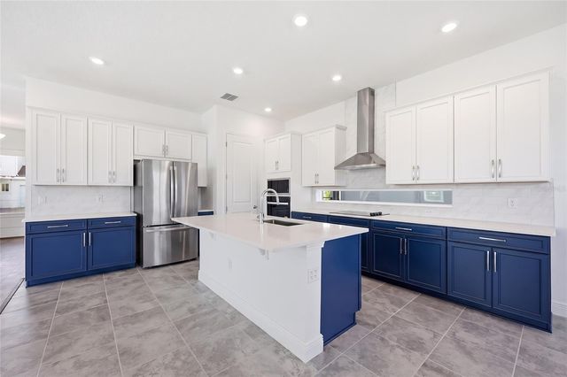 10085 BALLAST DRIVE, Orlando, FL 32827