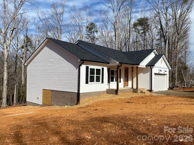 128 Hedgeline Drive, Troy, NC 27371