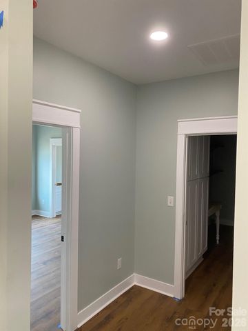 128 Hedgeline Drive, Troy, NC 27371