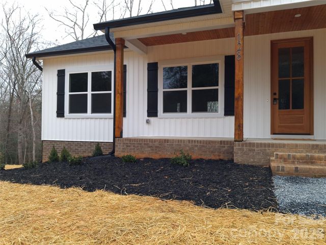 128 Hedgeline Drive, Troy, NC 27371