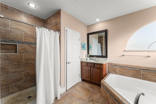 133 LIMERICK COURT, Orlando, FL 32828