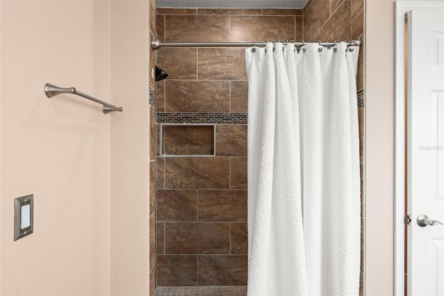 133 LIMERICK COURT, Orlando, FL 32828