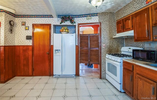 22326 112th Avenue, Queens Village, NY 11429