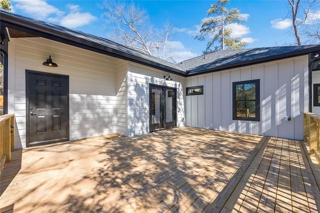 1461 Westridge SW Road, Atlanta, GA 30311