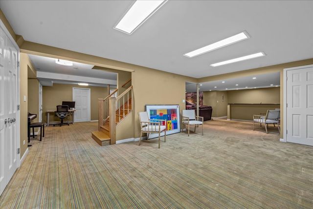 520 Greenwood Avenue, Kenilworth, IL 60043