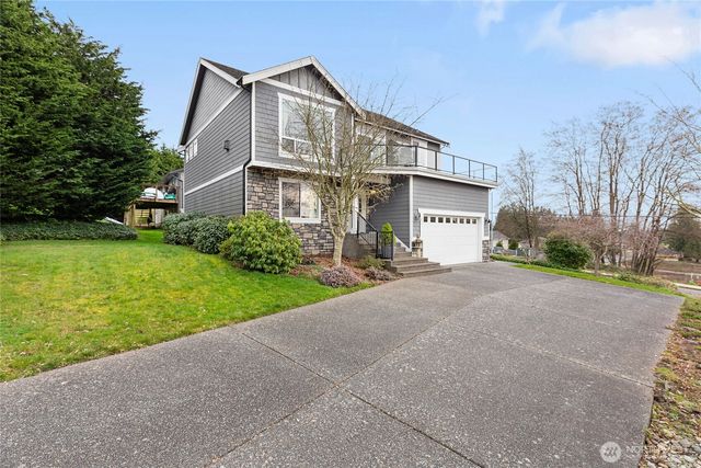 660 Parkside Place, Blaine, WA 98230