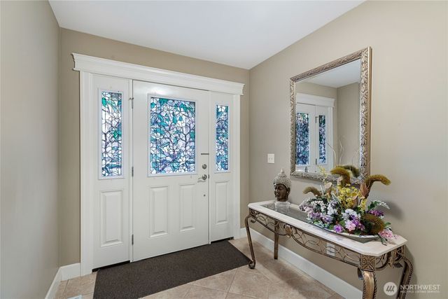 660 Parkside Place, Blaine, WA 98230