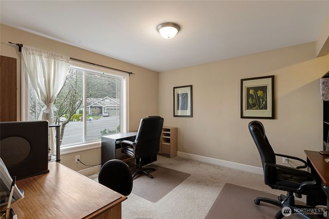 660 Parkside Place, Blaine, WA 98230