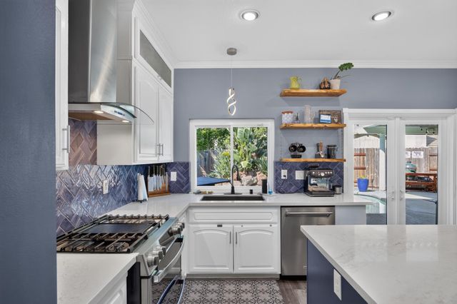 8441 Lilac Ridge Ct, Antelope, CA 95843