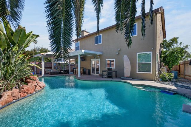 8441 Lilac Ridge Ct, Antelope, CA 95843