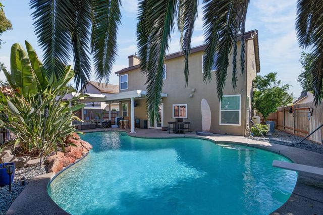 8441 Lilac Ridge Ct, Antelope, CA 95843