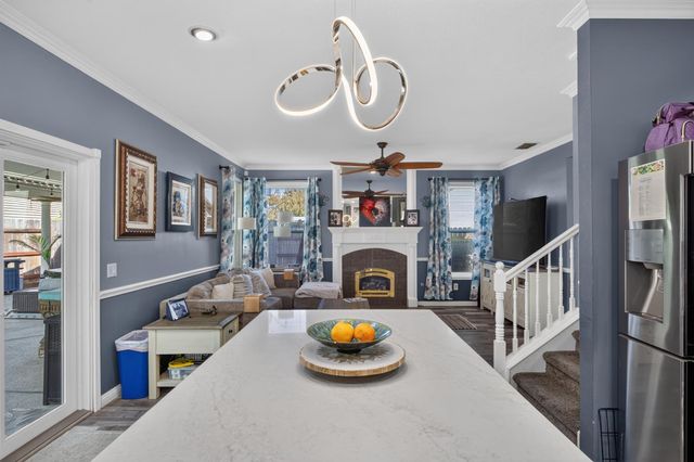 8441 Lilac Ridge Ct, Antelope, CA 95843