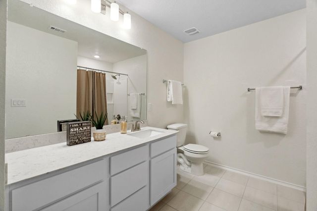 6509 Wagon Spring ST, Del Valle, TX 78617