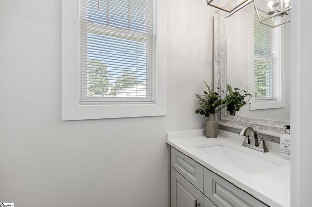 17 Joan Drive, Taylors, SC 29687