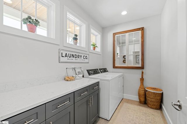 17 Joan Drive, Taylors, SC 29687