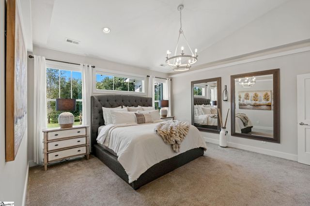 17 Joan Drive, Taylors, SC 29687