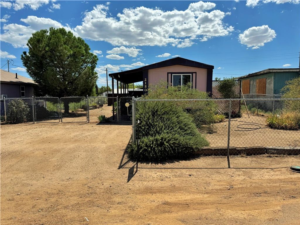 2150 E Devlin Avenue, Kingman, AZ 86409