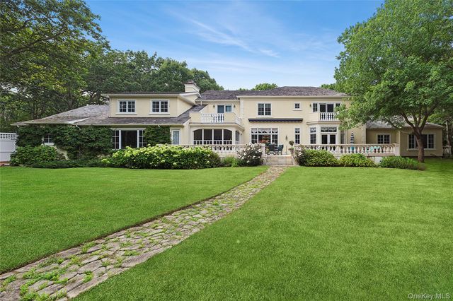 1 Terrys Trail, East Hampton, NY 11937