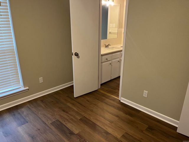 23 Robinson St, Cabot, AR 72023