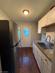 3410 Summit Avenue A, Greensboro, NC 27405