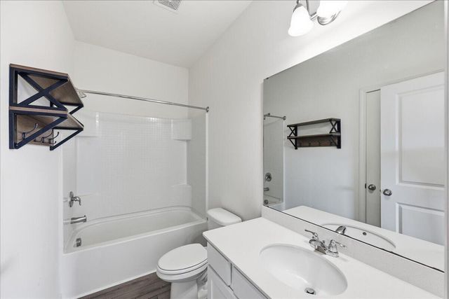 426 Pender Woods Drive, Summerville, SC 29486