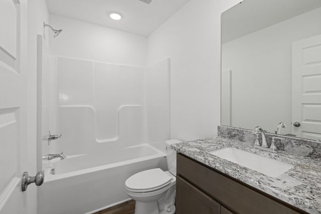 445 Bear Creek Boulevard, Freeport, FL 32439