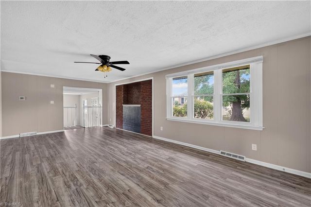 2601 Rosemary Drive, Winston-salem, NC 27105